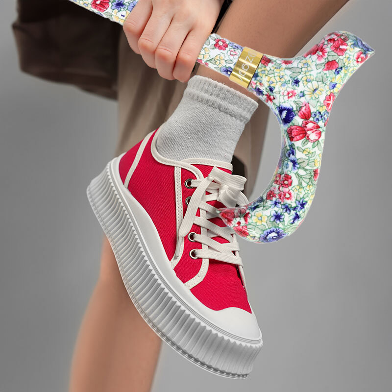 Pretty red hot sale shoes