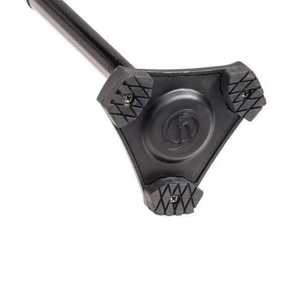 The HurryCane Comfort's grooved, anti-slip base provides stability and protection The HurryCane Comfort's grooved, anti-slip base provides stability and protection