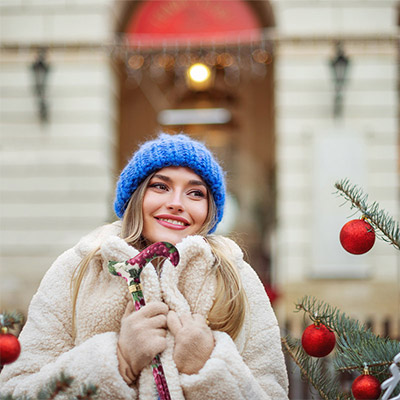 How to Match Your Walking Stick to Your Christmas Outfit 2024