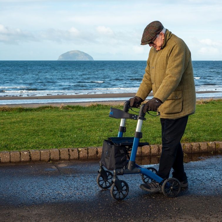 Alerta Four-Wheel Aluminium Rollator with Seat and Bag