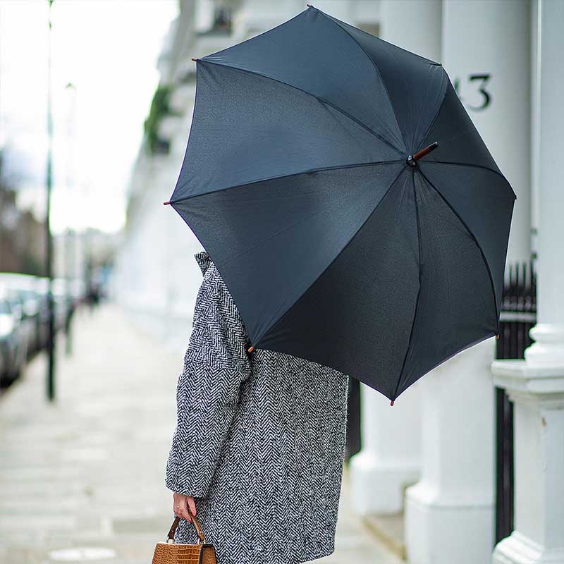 Fulton Kensington Luxury Ladies Walking Umbrella (Black)