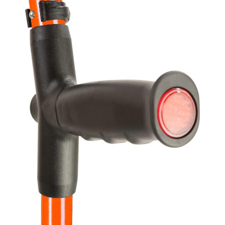 Ergonomic soft grip evenly distributes pressure